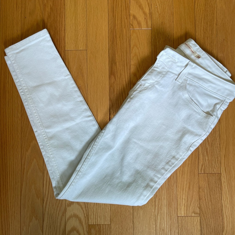 LEVI | GORGEOUS WHITE JEANS